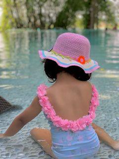 Mommy hugs One Piece Swimsuit for Kids 4T