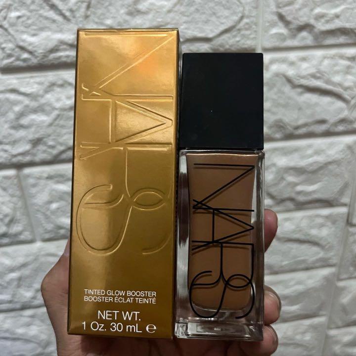 Nars Tinted Glow (Category: Makeup) located in Manila. Submitted by marz.shopping (Listing ID 1161651563, Image 1). Description: 95% full Shade: Dark Barbuda Almost new Rfs: declutter.