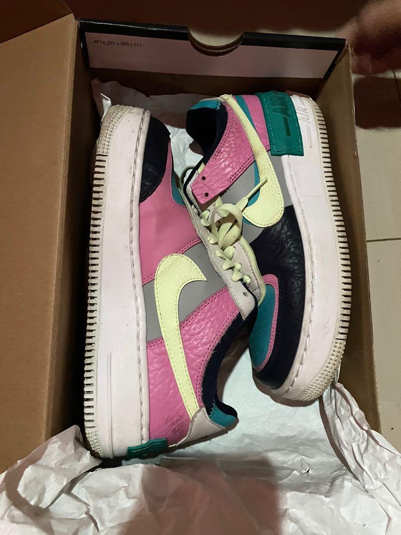 Nike AF1 shadow SE, Fesyen Wanita, Sepatu di Carousell