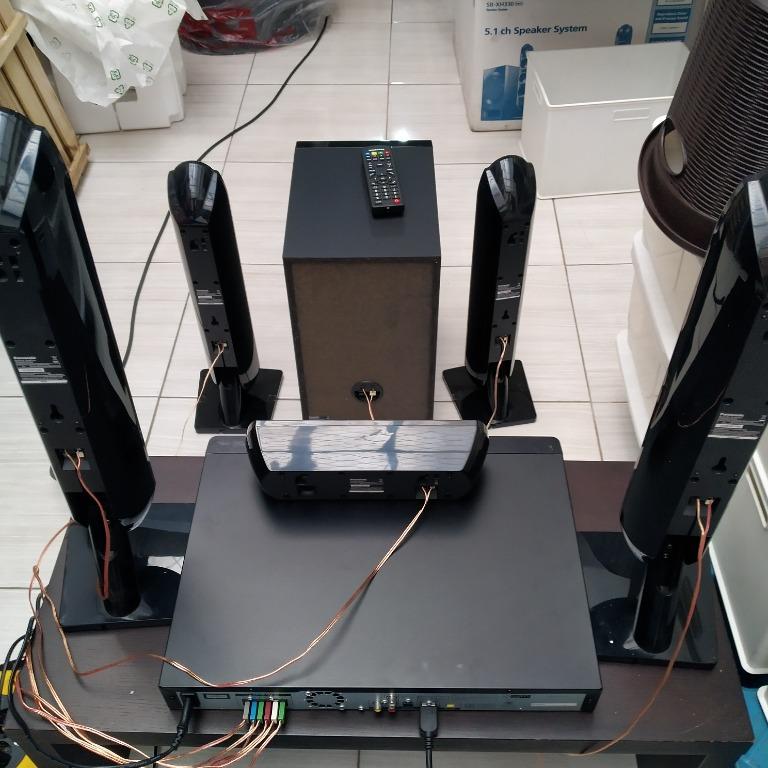 Panasonic DVD 5.1ch Receiver SAXH333 & 5.1ch Speaker Home Theater