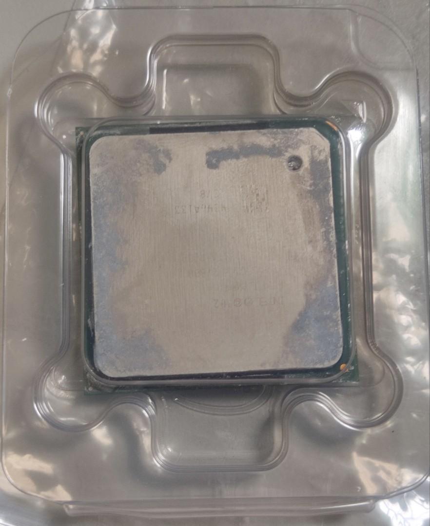 Pentium 4 processor with heat sink fan (Category: Computer Parts) located in Manila. Submitted by celticslegend33 (Listing ID 1161650847, Image 3). Description: Pentium 4 processor with heat sink fan in good condition. Available while posted. I have other old-school PC parts in other ads. J. Ruiz LRT2 Gilmore LRT2 SM Sta. Mesa Robinson's Magnolia Puregold Agora.