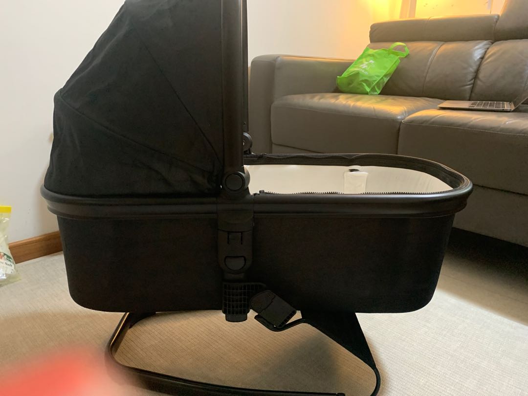 Phil and teds & rocker, Babies & Kids, Baby Nursery & Kids