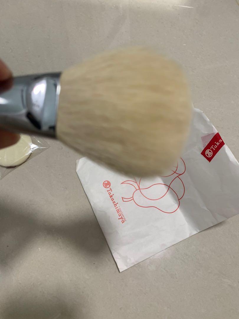 Shu uemura no 27 brush, Beauty & Personal Care, Face, Makeup on Carousell