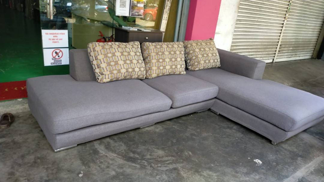 Sofa L shape saiz Besar (Terpakai), Furniture & Home Living, Furniture