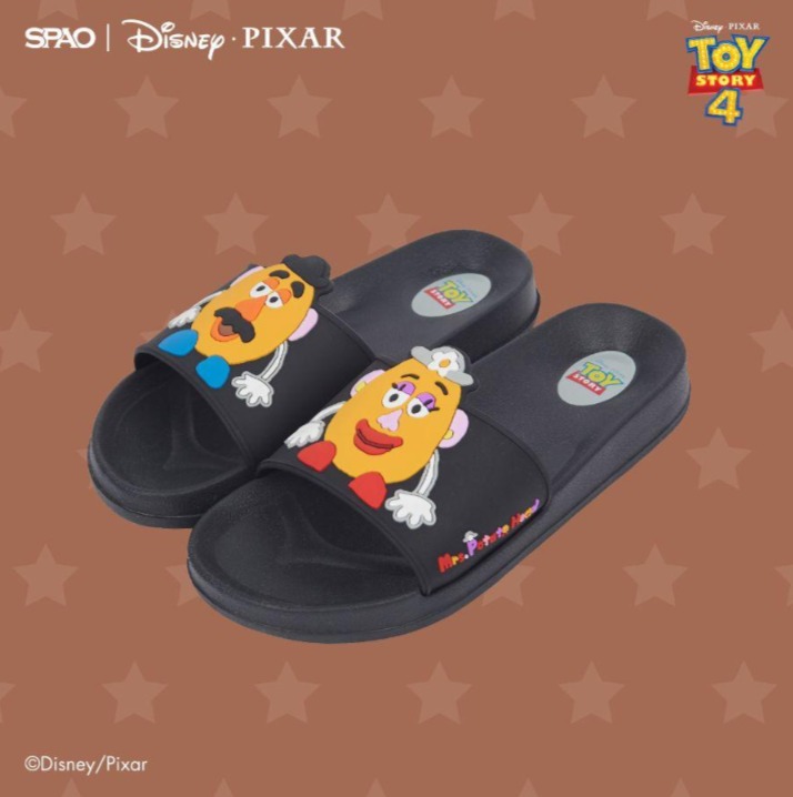 [PREORDER]SPAO X TOY STORY SLIDE SANDALS UNISEX BLACK, Men's Fashion