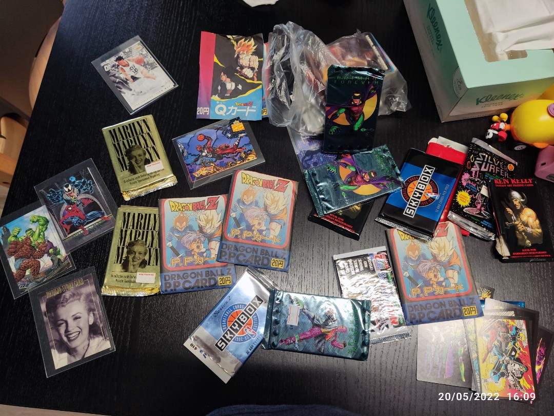 Trading cards from the early 90s, Hobbies & Toys, Memorabilia