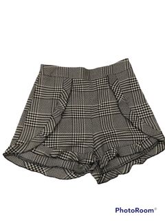 (Category: ) located in . Submitted by ddgcloset (Listing ID 1161707736, Image 1). Description: .