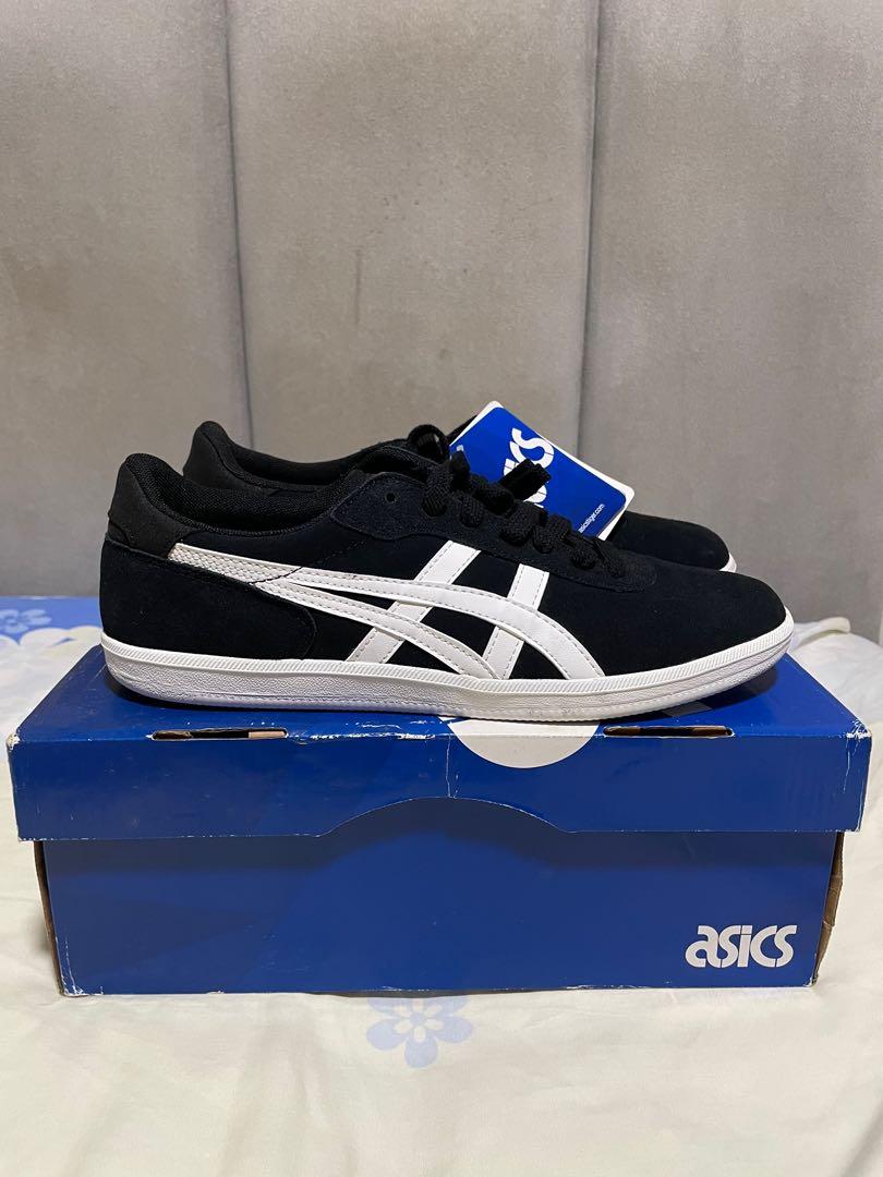 ASICS TIGER Man Shoes US 8 (Category: Sneakers) located in Singapore. Submitted by lelongprince (Listing ID 1161962012, Image 1). Description: Authentic ASICS shoes, bought on my trip in Korea. Brand new, in box and tags not removed..