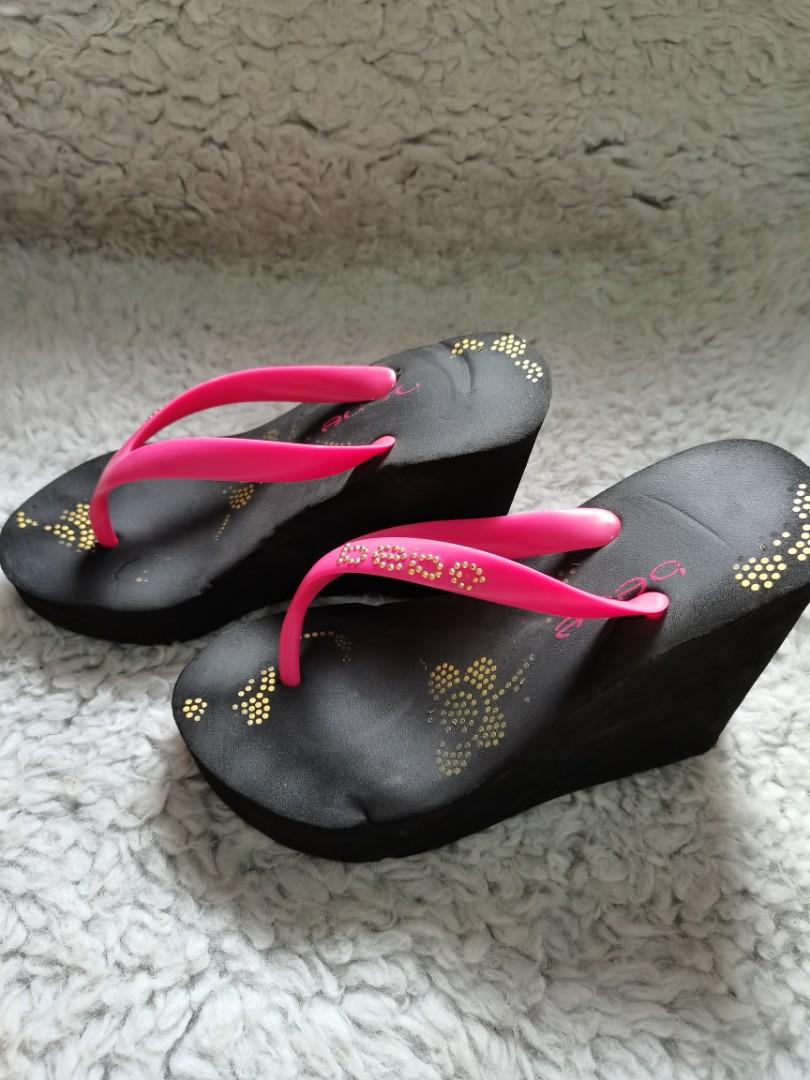 Authentic Bebe wedges