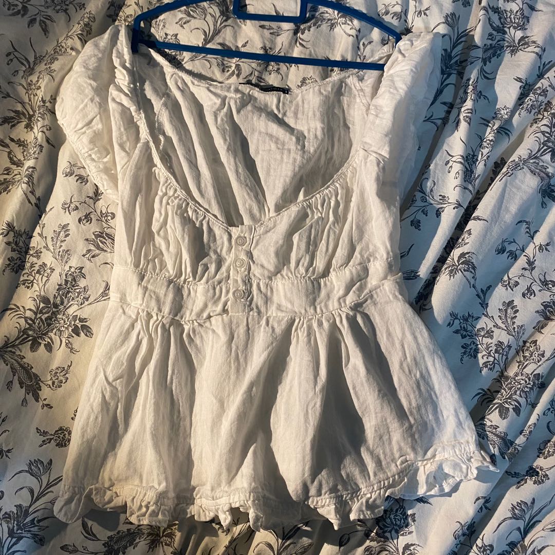 AUTHENTIC brandy melville blair top, Women's Fashion, Tops, Blouses on ...
