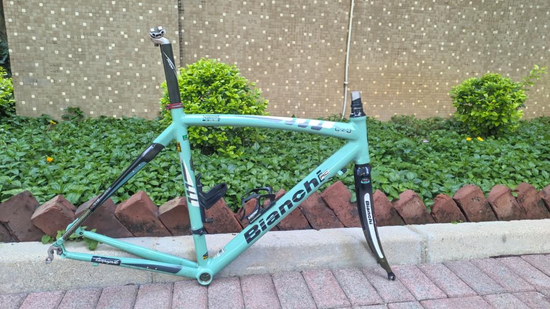 Bianchi nirone 7 alu carbon 2025