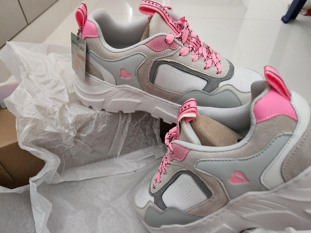 New women's hotsell skechers sneakers