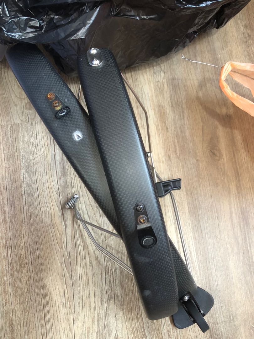 Brompton real carbon fibre mudguards with titanium, Sports Equipment