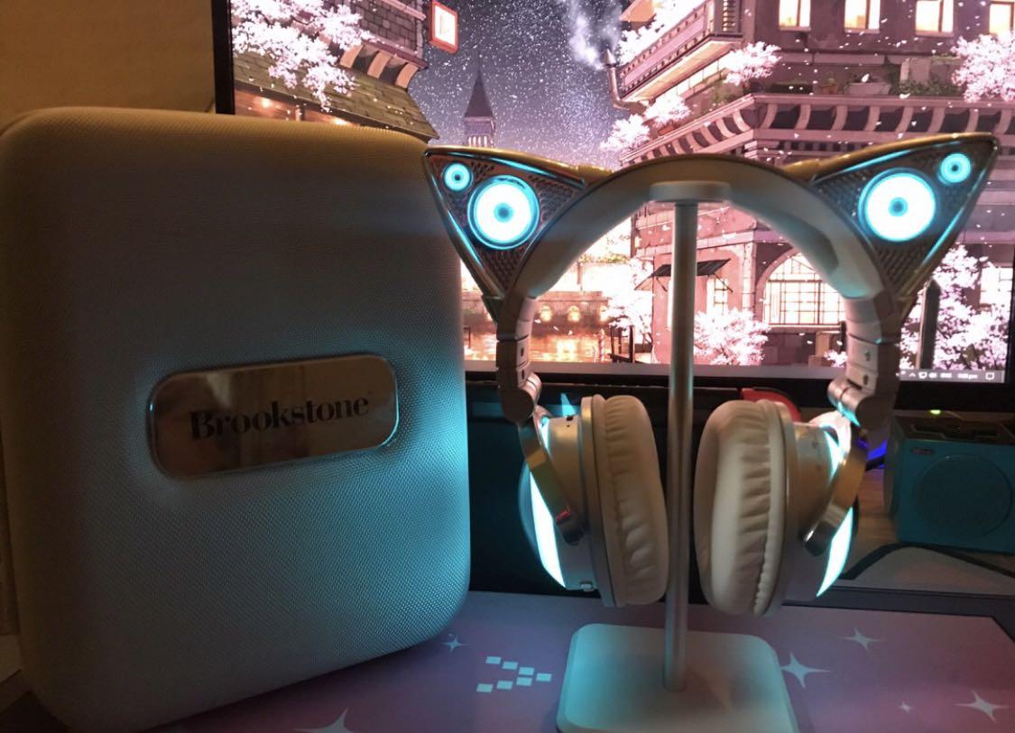 Brookstone Limited Edition Ariana 