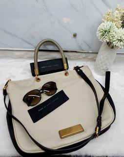 💙💗Bundle sale‼️Original Marc Jacobs bag and sunglasses💗💙