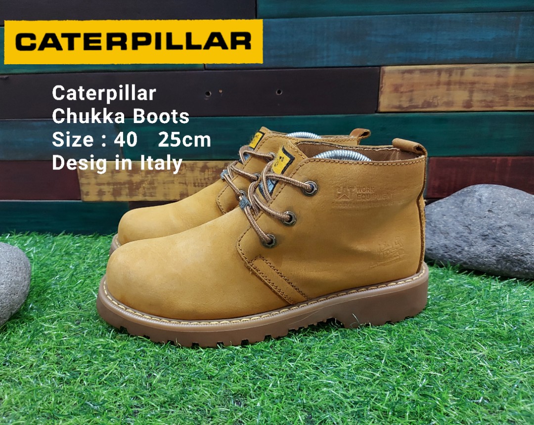 cat chukka boots