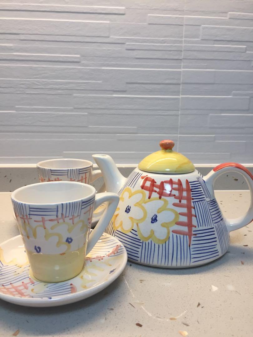 Colorful Rare Teapot Set, Furniture & Home Living, Kitchenware
