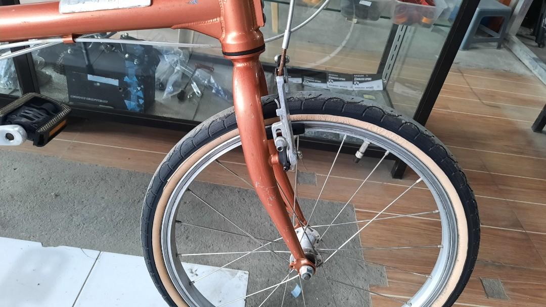 dahon boardwalk d8 spec
