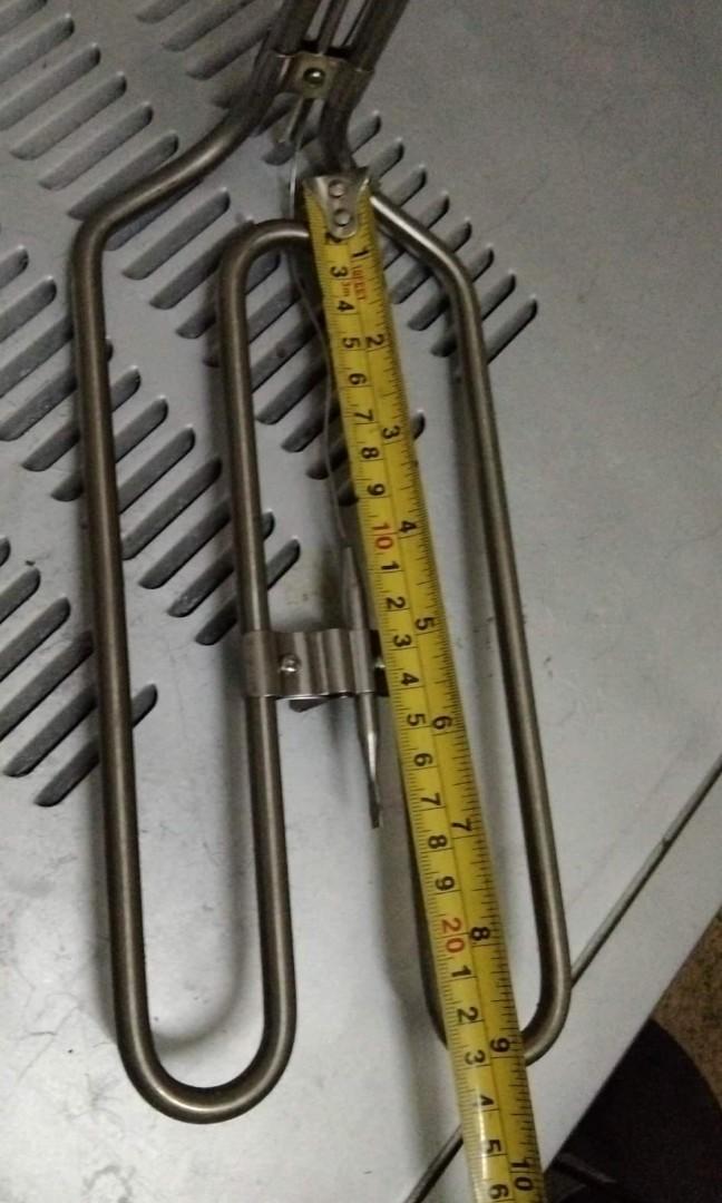 Deep fryer heater (Category: Fryers) located in Manila. Submitted by latestproduct (Listing ID 1161829192, Image 1). Description: Deep fryer heater Tel 85109484 09331240862.