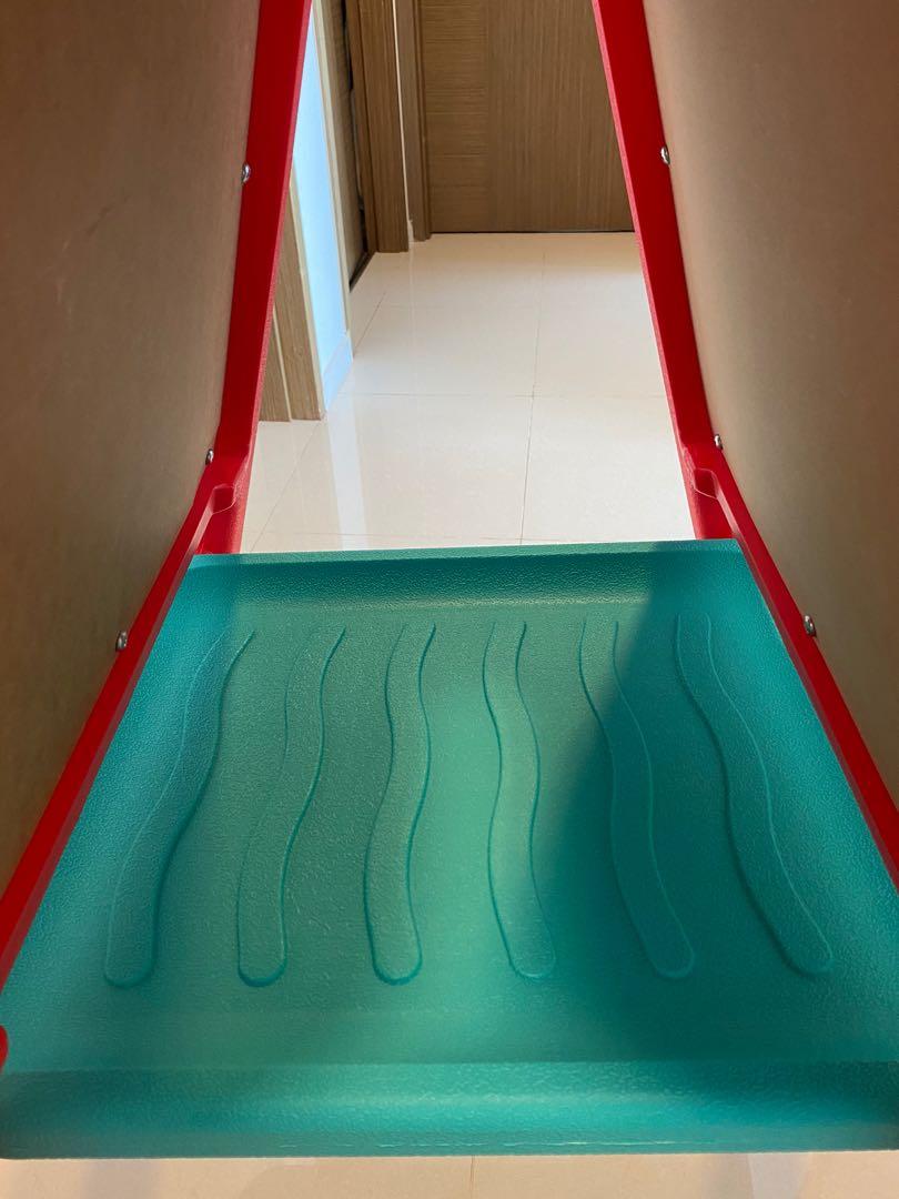 ELC Plastic Extendable Easel, Babies & Kids, Baby Nursery & Kids