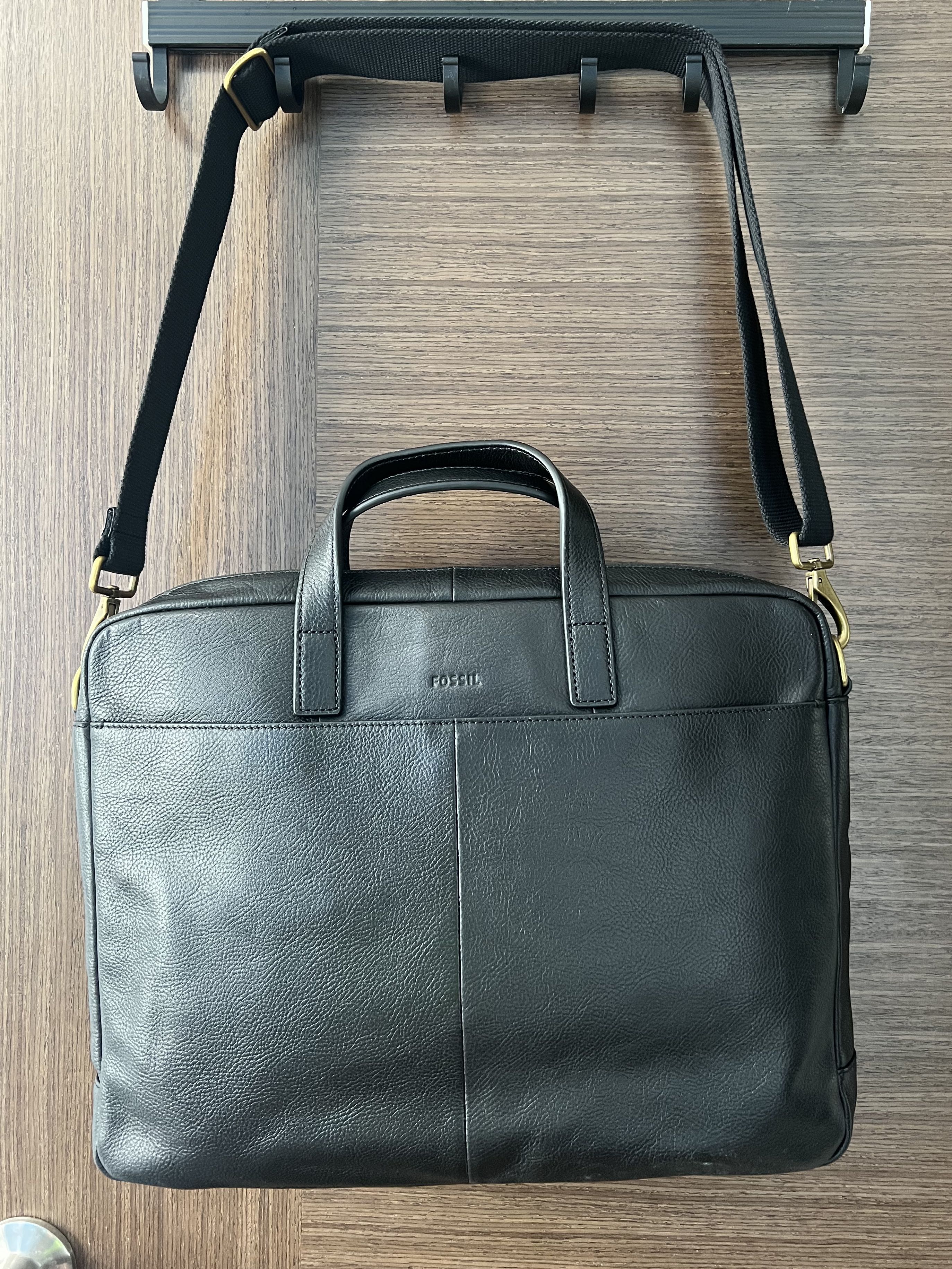 Fossil leather laptop bag, Computers & Tech, Parts & Accessories