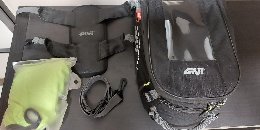 Honda nc750x Givi tank bag, Motorcycles, Motorcycle Accessories on Carousell