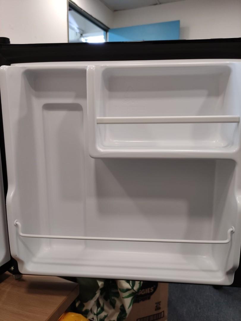 Inventor Mini Fridge 42 L Black., TV & Home Appliances, Kitchen