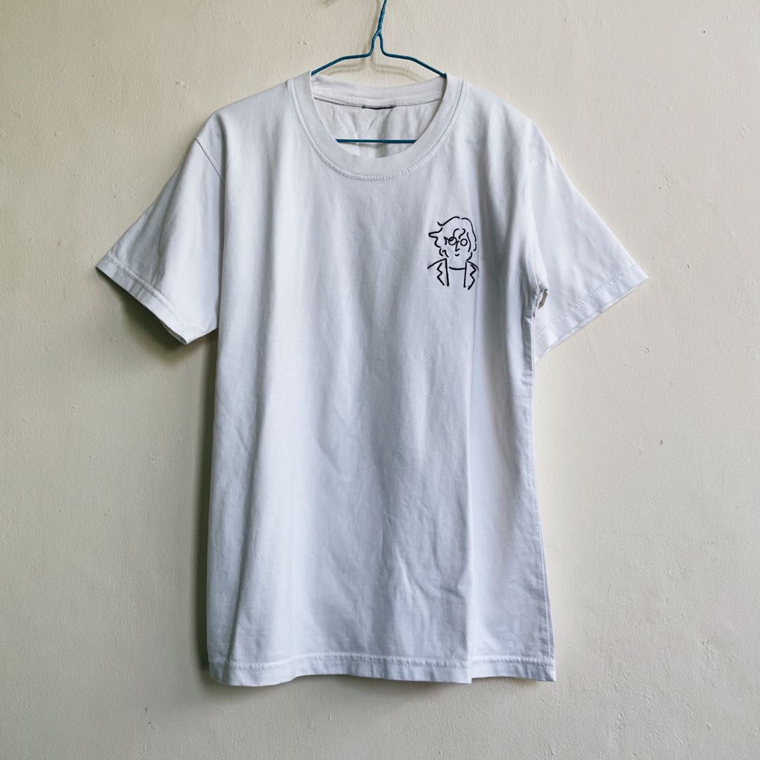 Lennon Embroidery T shirt, Fesyen 