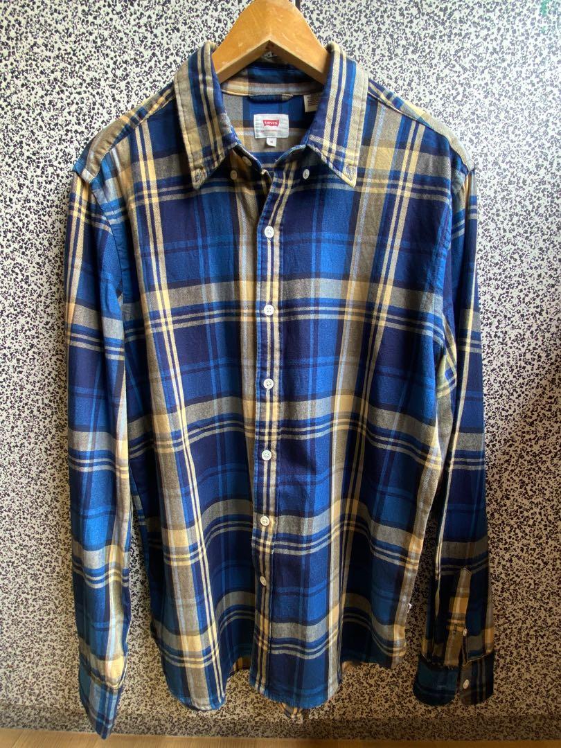 Levi's Flannel Casual Button-Down Shirt (x2), Men's Fashion, Tops & Sets,  Tshirts & Polo Shirts on Carousell