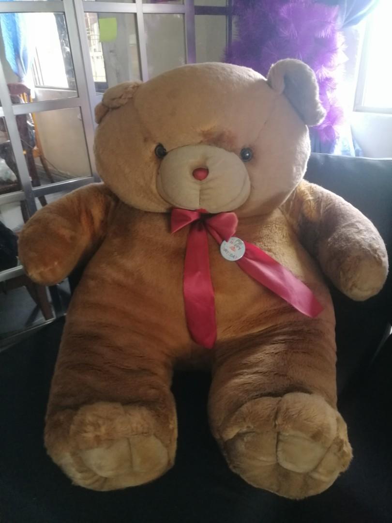 Life size teddy bear blue magic (Category: Plushies & Soft Toys) located in Valenzuela. Submitted by Pinkantshoppe (Listing ID 1161844674, Image 2). Description: chunky life size teddy bear well used just needs cleaning pick up only valenzuela are sf co buyer gcash or bank transfer.