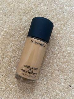 Mac NC38 studio fix fluid