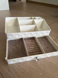 Makeup Jewellery Watch organiser