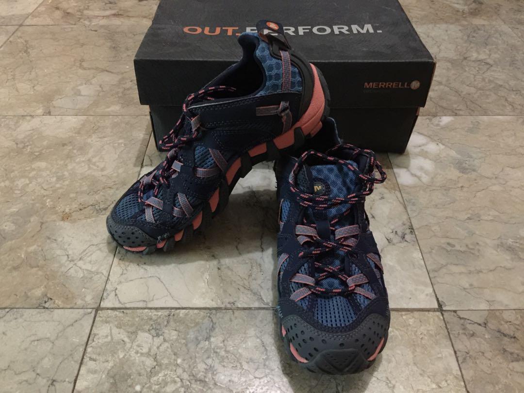merrell ladies size 6