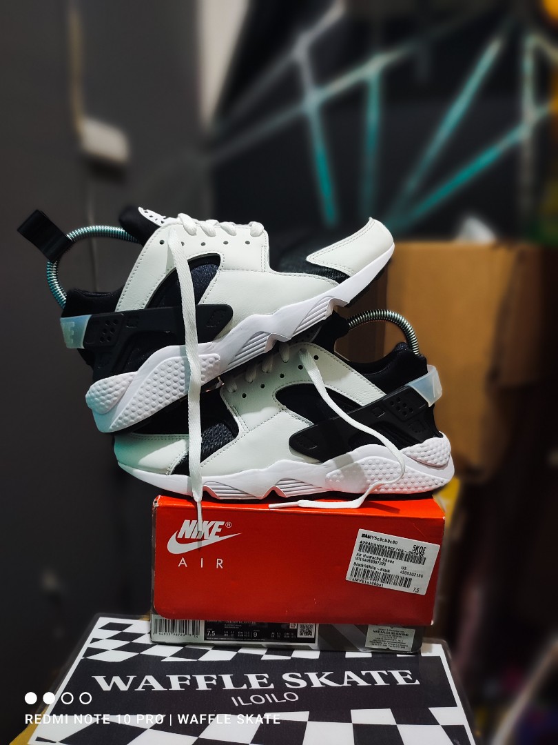 Nike huarache legit check discount