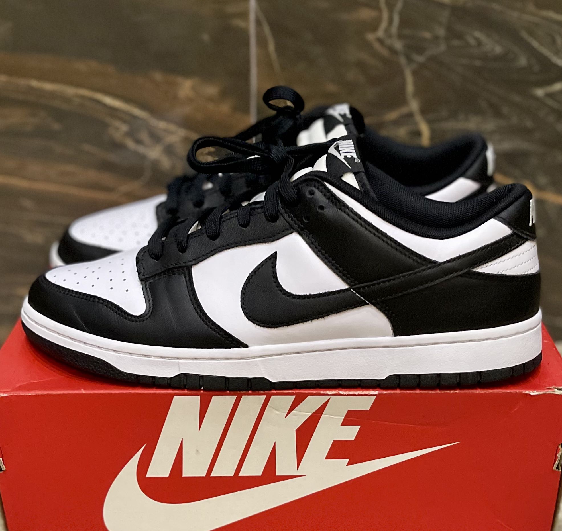 Nike dunk hot sale size 12