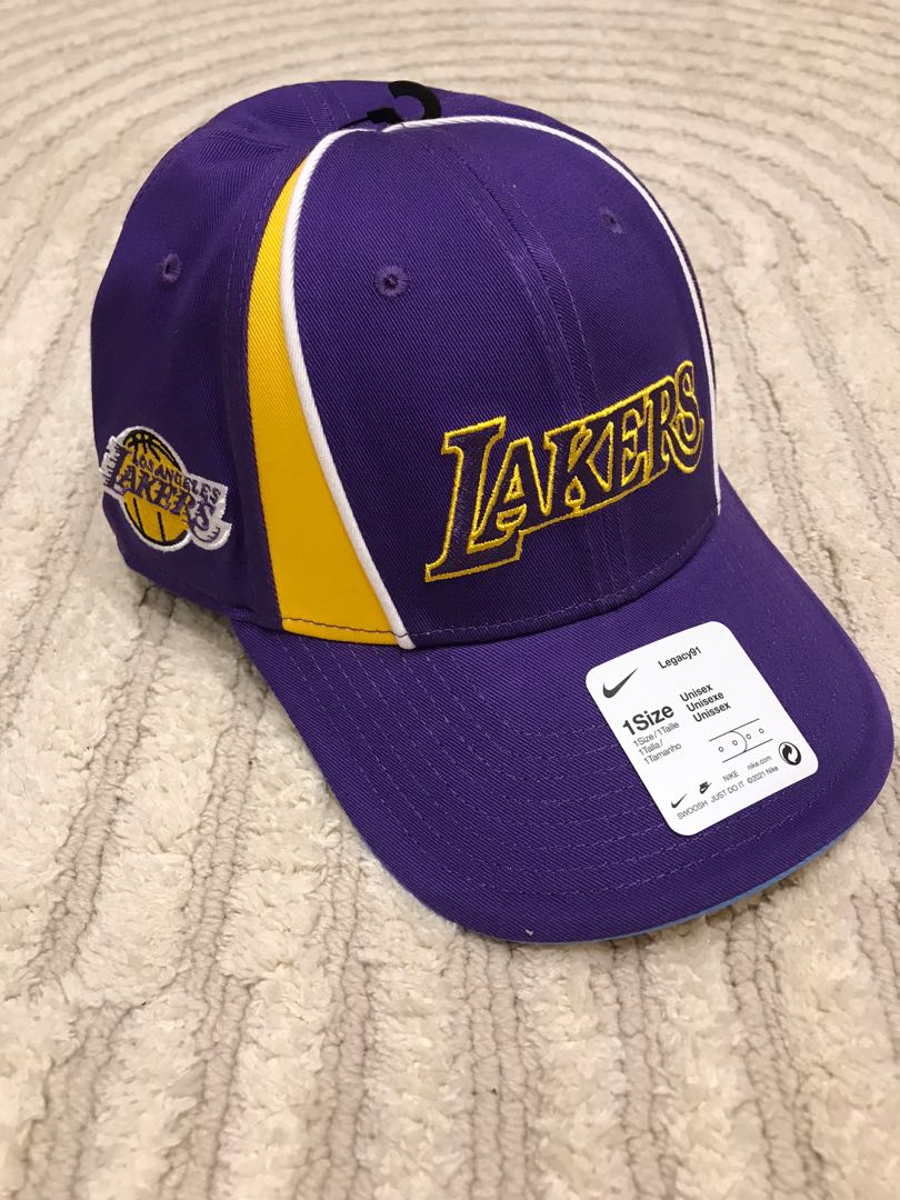 Nike Lakers Hat, Men's Fashion, Watches 