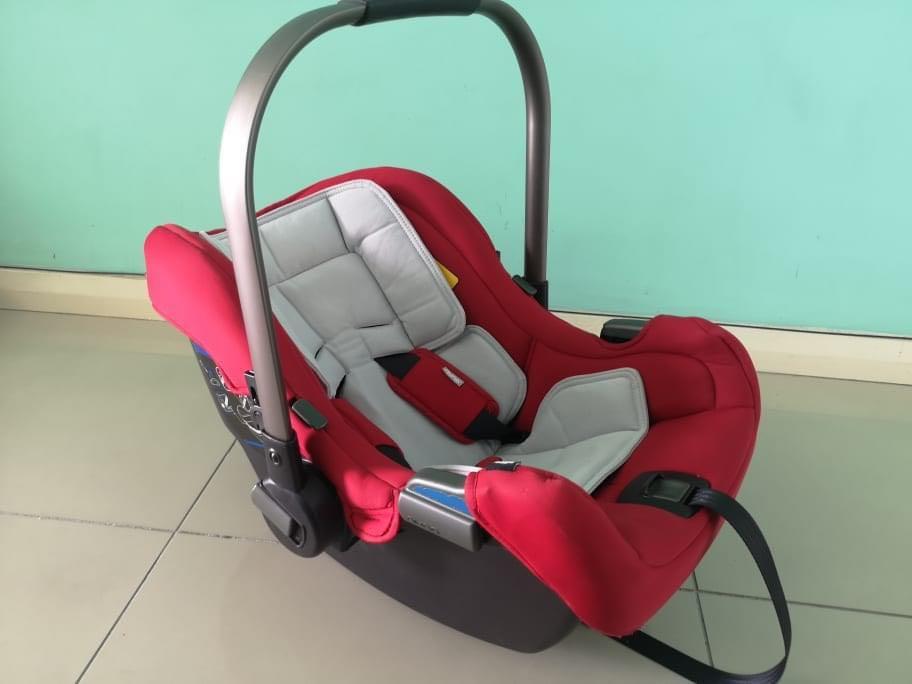 Nuna Pipa Scarlet infant carseat Babies Kids Going Out Car