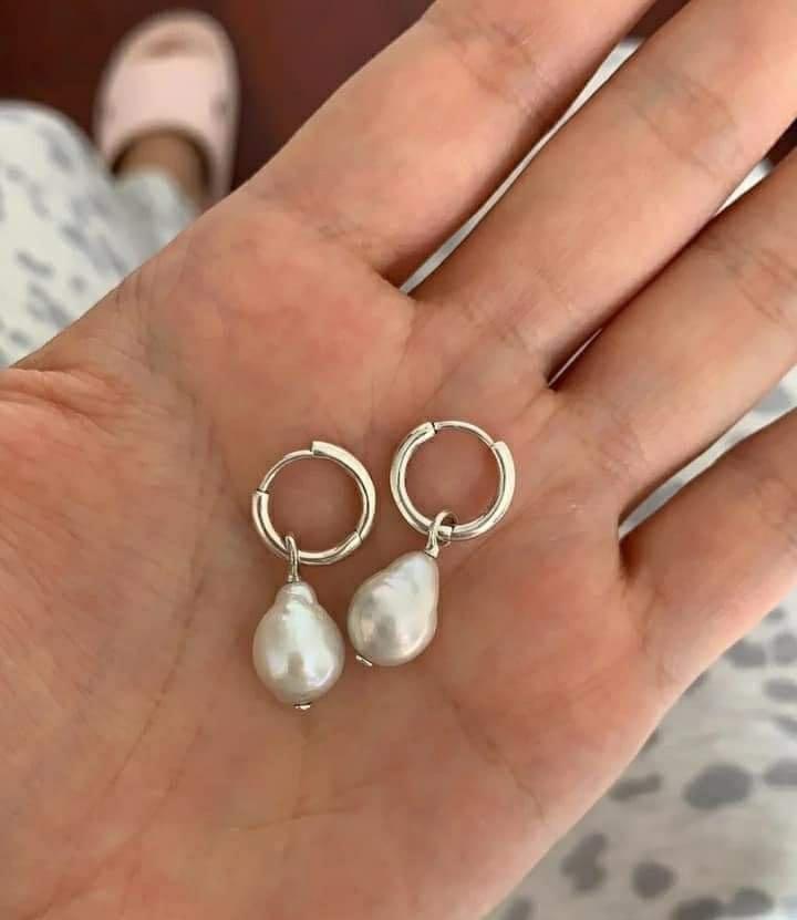 Pandora grey shop pearl earrings