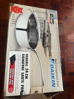 (Category: ) located in . Submitted by kenny234 (Listing ID 1161825327, Image 1). Description: .