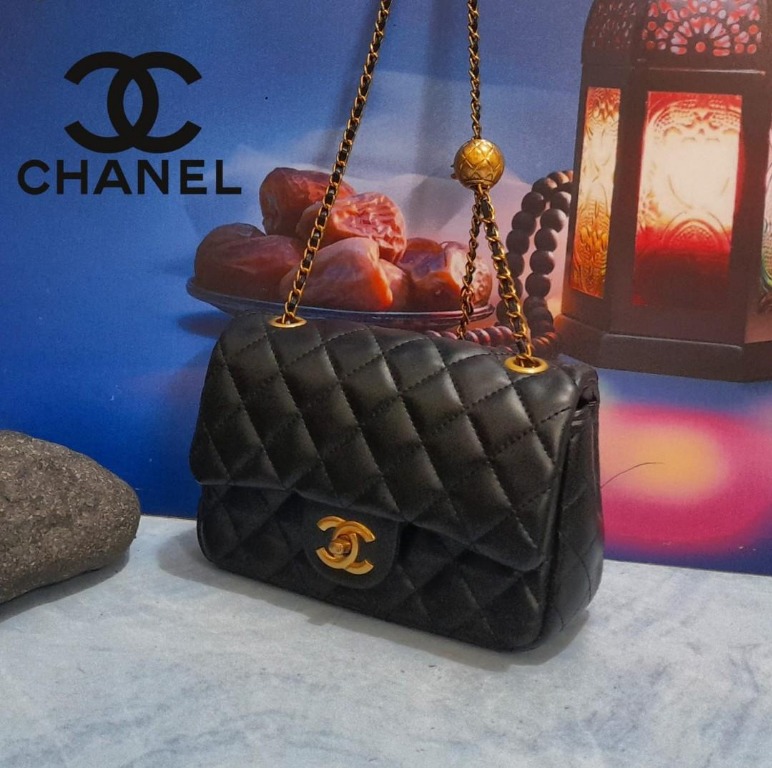 Tas Chanel 10218184 Pearl Crush Black Lambskin Square Mini , Barang Mewah,  Tas & Dompet di Carousell