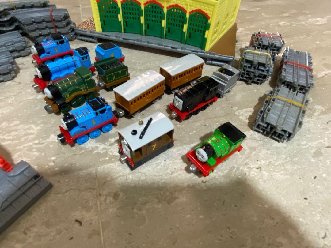 Thomas and friends travel set