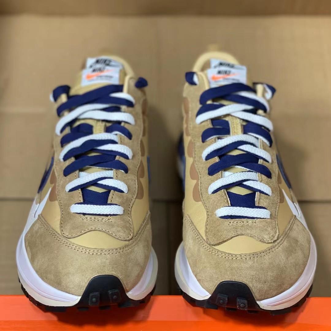sacai x vaporwaffle tan navy