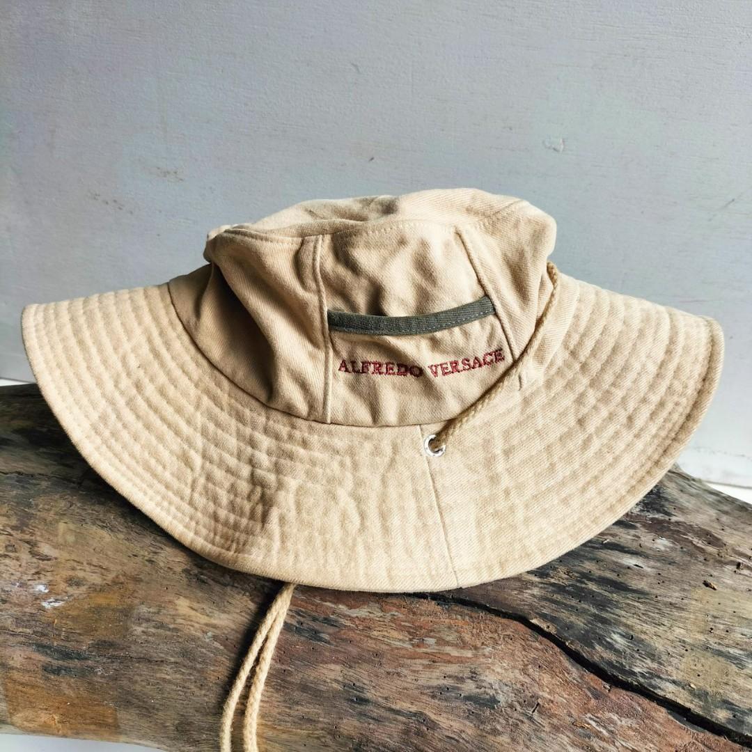 versace Alfredo Bucket hat, Fesyen Pria 