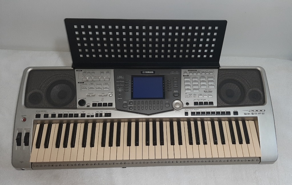 Vintage Yamaha PSR 2000 Professional Music Workstation Arranger