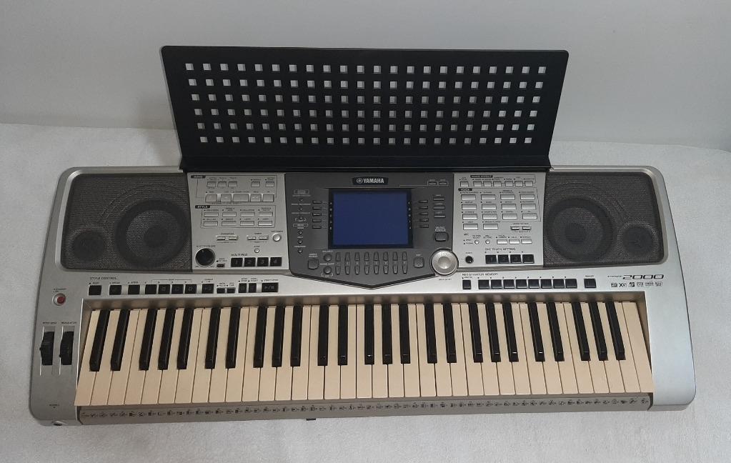 Used yamaha psr 2000 clearance keyboard