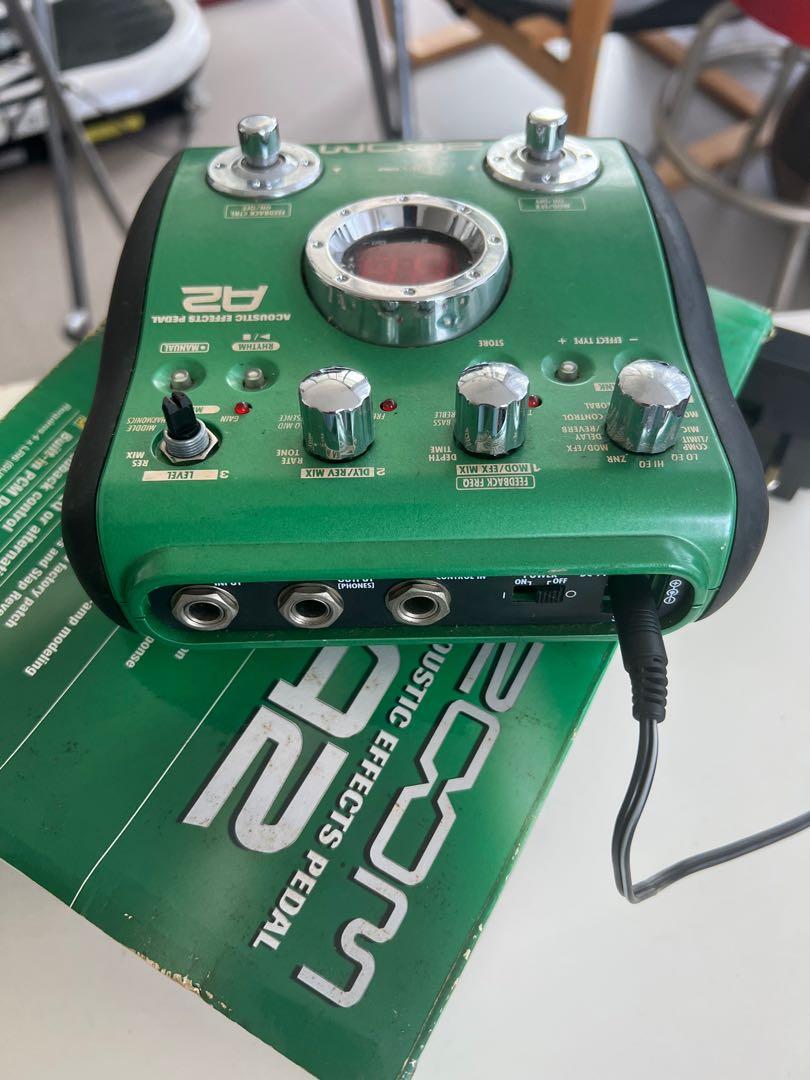 Zoom A2 Acoustic guitar multi effect pedal, Hobbies & Toys, Music