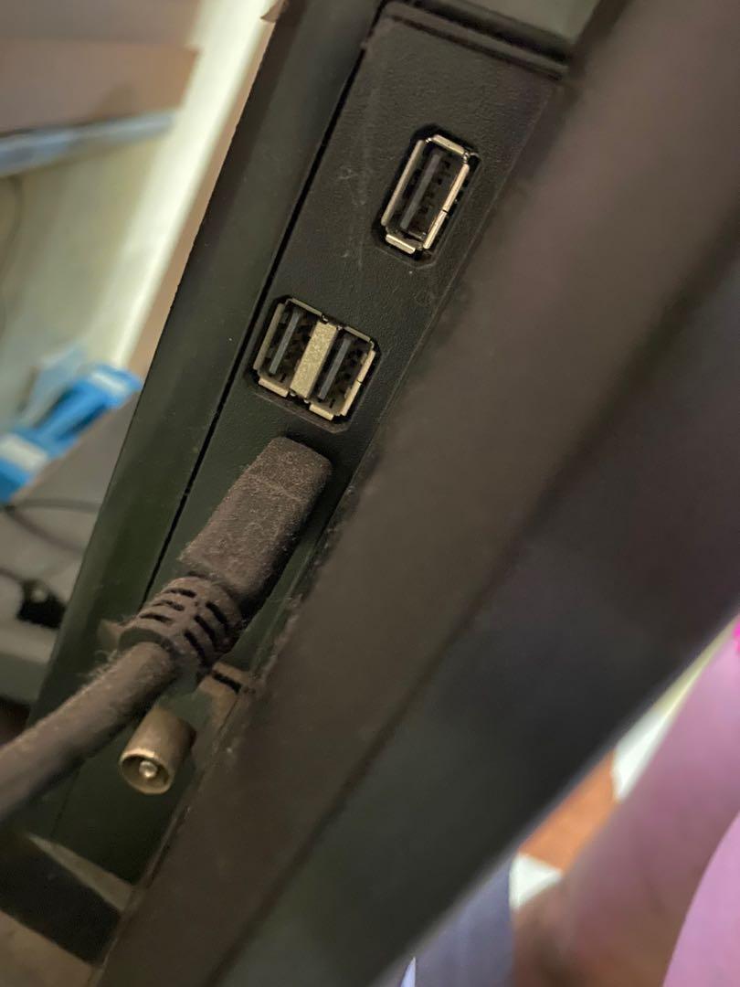 43” SONY SMART TV (Category: TV) located in Quezon City. Submitted by __decluttering (Listing ID 1161993191, Image 3). Description: Model: KD-43X7007G Bought for 33k.