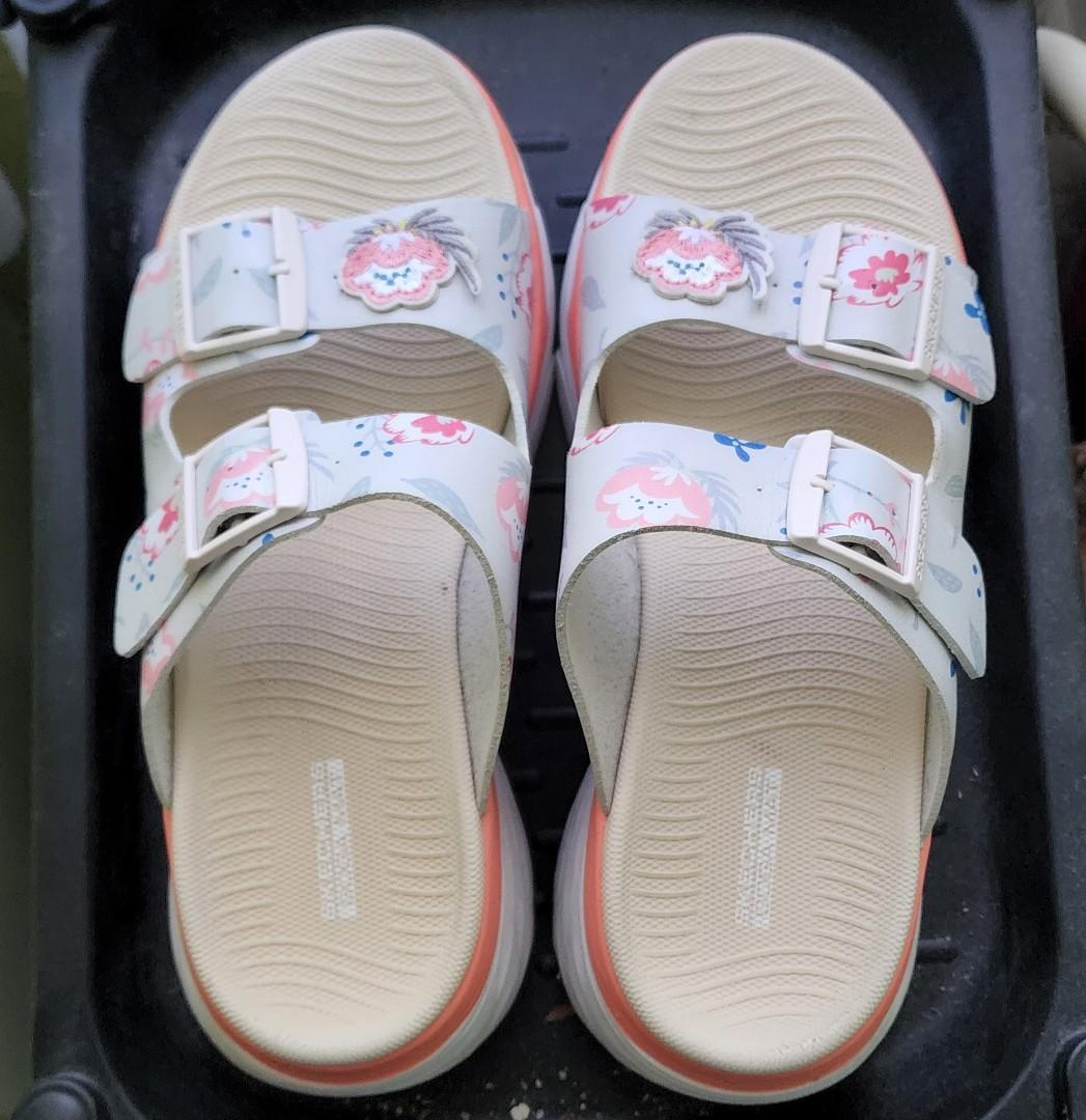 Skechers Women O T G Max Cushioning Lifestyle Floral Sandals