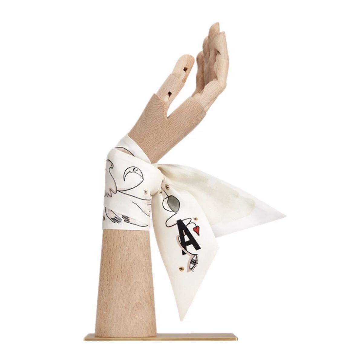 💋ABCDior Alphabet Mitzah Twilly Women's Fashion, Watches