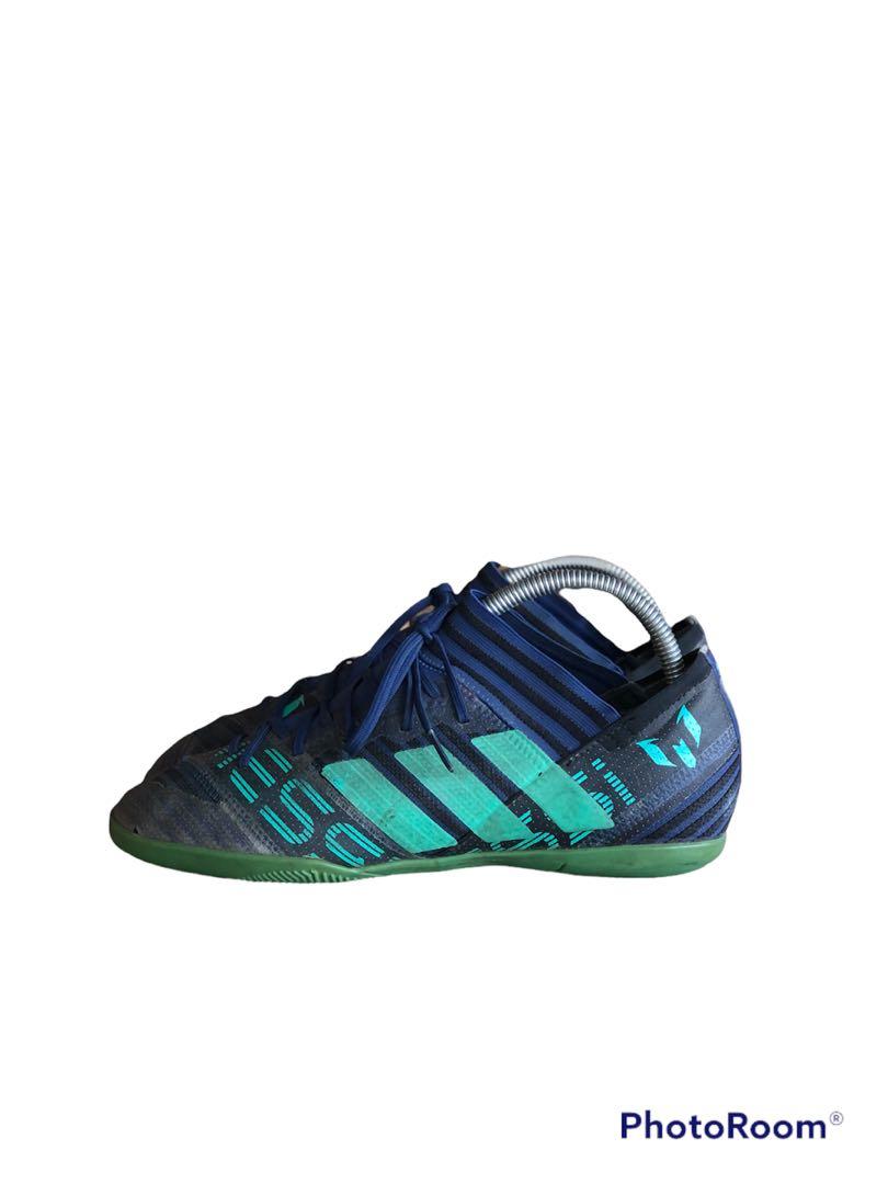 Chaussure futsal adidas hot sale nemeziz